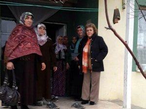 AK Parti Kadın Kolları Mahalle Toplantıları sürüyor