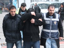 Uyuşturucu baskınında 65 gözaltı