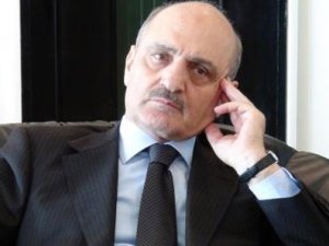 İstifa mektubunu AK Partiye verdi