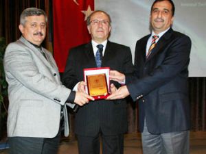 Uzmanlar Konyada konuştu; Dünya hızla ısınıyor