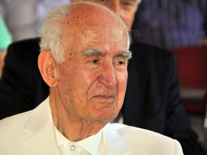 Eski Gençlik ve spor Bakanı Baloğlu vefat etti