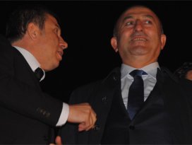 Efsane golcü, Ak Parti için oy istedi!