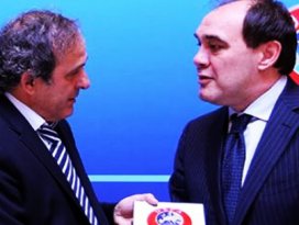 Demirören UEFAda!