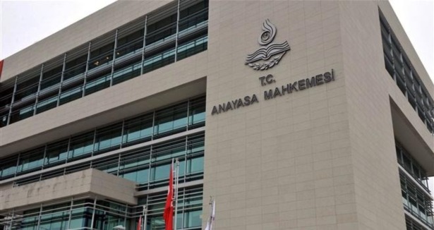 Anayasa Mahkemesi olağanüstü toplanıyor