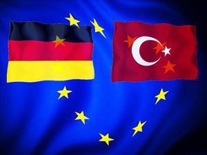 Alman hükümetinde Türkiye pürüzü