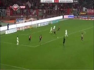 Hakemi uyardı penaltıyı atmadı