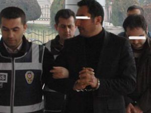 100 çiftçi üzerinden vurgun yapmışlar