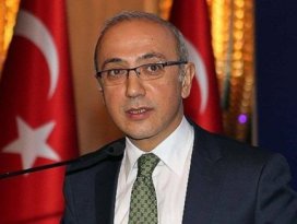 Elvan: Twitter kararı siyasi bir karar değil