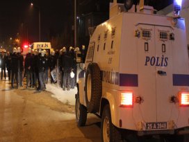 Silahlı saldırı: 2 polis yaralı
