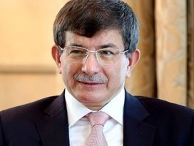 Davutoğlunu duygulandıran çocuk!