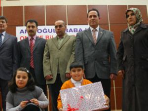 Ana-oğul baba kız kazandı
