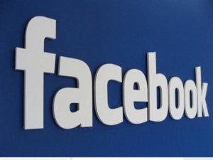 Facebook Tasarım Değişikliğinden Vazgeçti