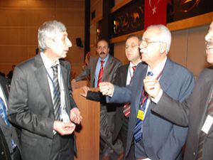 Esnaf ve sanatkarların başkan seçiminde yumruklar karıştı