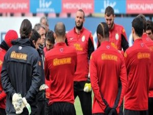 Galatasaray başka dünyada