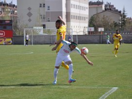 Yavru Kartal evde yok; 0-2