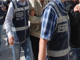 Paralel yapıya operasyon: 8 gözaltı