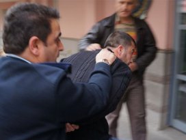 Saldırganın ilginç Facebook profili!