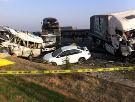 Konyada trafik kazası: 9 ÖLÜ