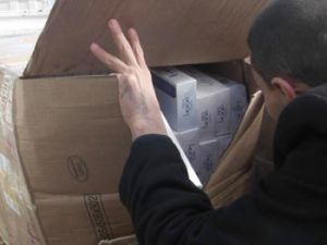 Üniversite öğrencisi kaçak sigarayla yakalandı