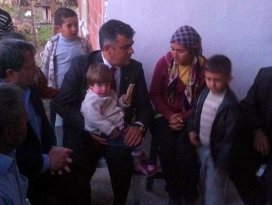 Başkan Özgüven Cengiz ailesinin çocuklarına sahip çıktı