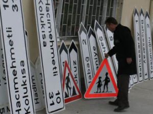 Özel İdare 1 yılda 6 bin trafik levhası üretti