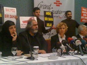 Balyozda tutuklanacak gazeteciler yargıya gidiyor