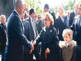 Mezarı başında anıldı