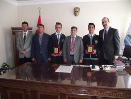Kaymakamdan “engelsiz gözlük” projesine ödül