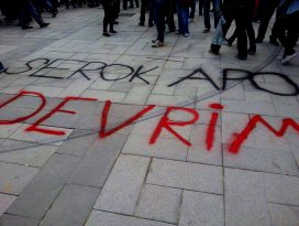 Bayramı da Konya Kent Meydanını da kirlettiler!