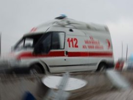 Otomobille tır çarpıştı: 3 yaralı