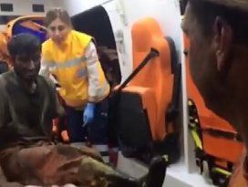 Çizmelerimi çıkarayım sedye kirlenmesin