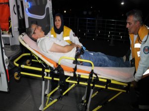 Oğlu, kapıyı açmayan babasını bıçakladı
