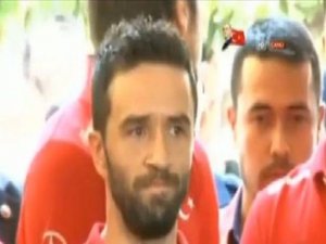 Gökhan gözyaşlarını tutamadı
