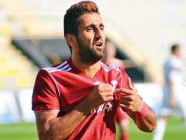 Aslana kral golcü Gökhan Karadeniz