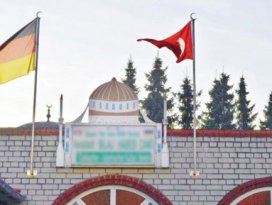 13 Müslüman çocuk da fişlenmiş