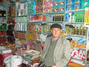 Bakkalların AVMler kapanacak umudu