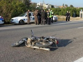 2 motosiklet çarpıştı: 1 ölü