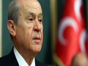 Bahçeliden çok sert bayrak tepkisi