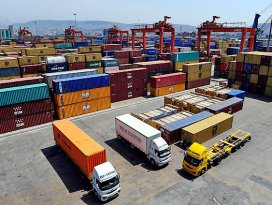Cari açık 10 ayın en düşüğünde