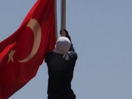 3 polis açığa alındı