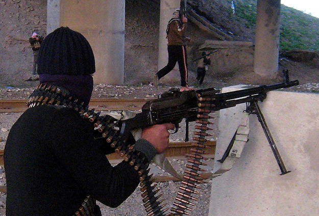 IŞİD Suriye-Irak sınırında etkinliğini artırıyor