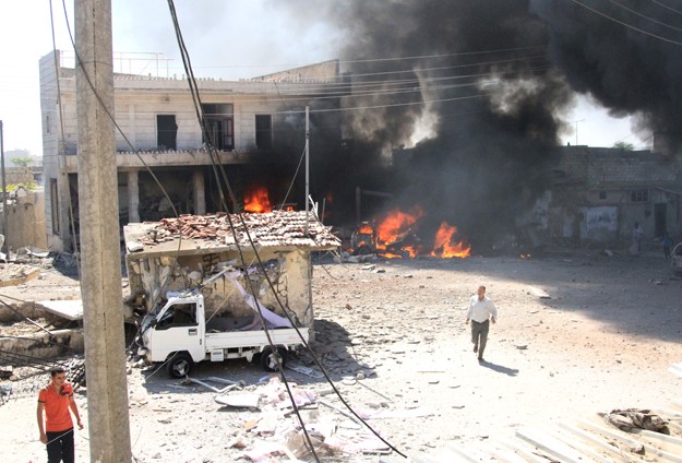 Suriyede varil bombalı saldırıda 36 kişi öldü