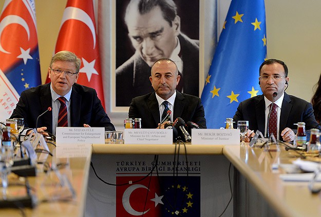 Müzakere süreci somut bir takvime bağlanmalı