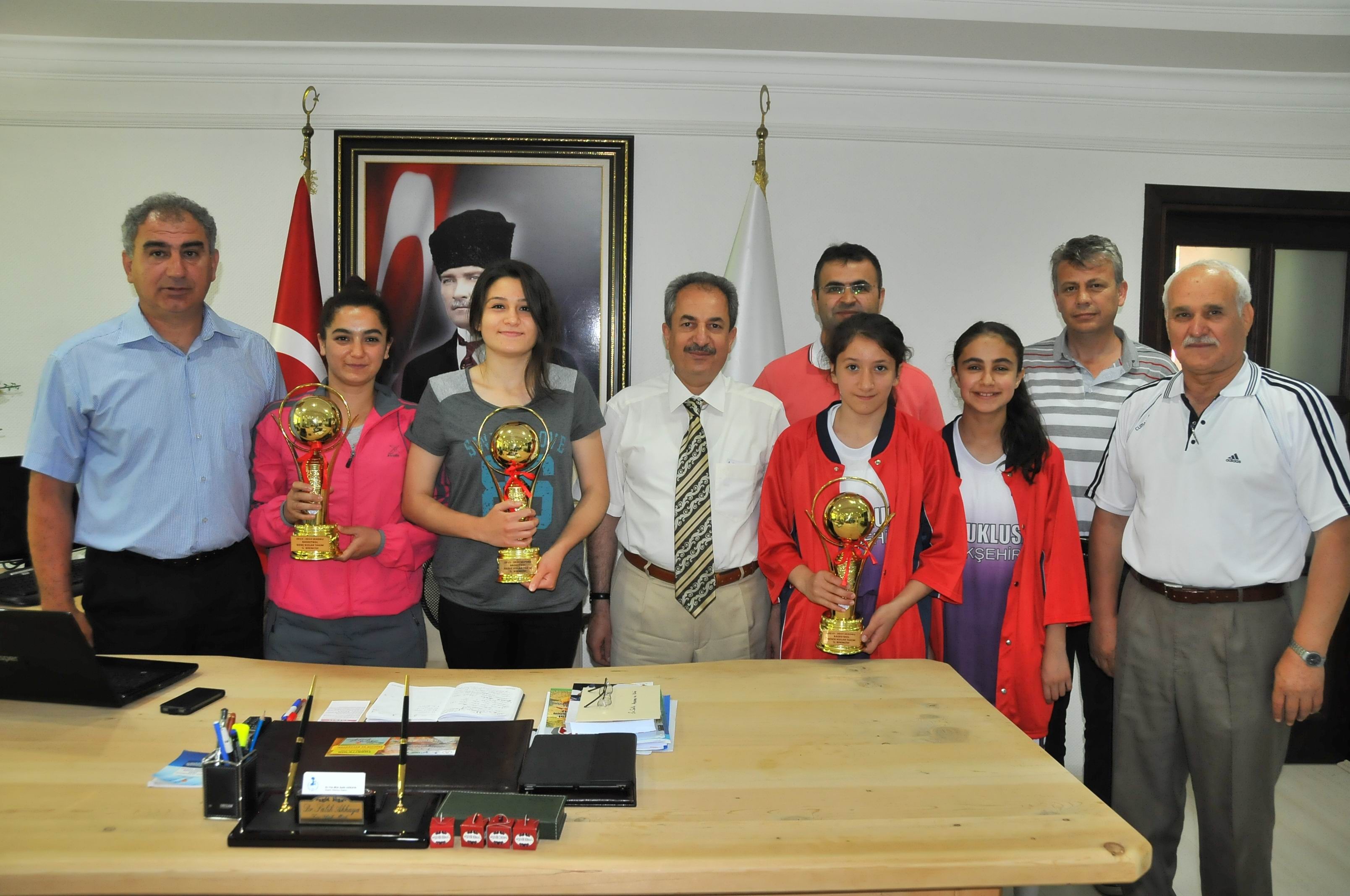 Başkan Akkayaya ziyaretler sürüyor