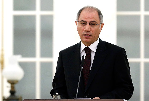 Başbakanın ofisine cihaz yerleştirmek casusluk olayıdır