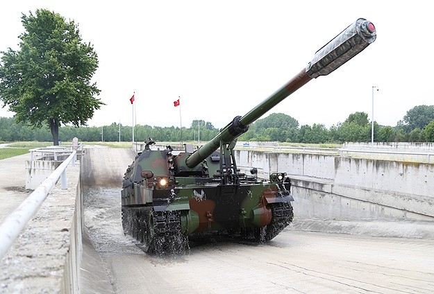 Fırtına obüsleri göz dolduruyor