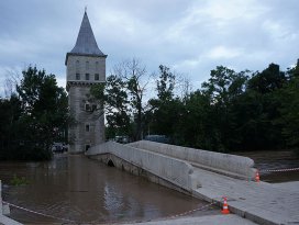 Tunca Nehri taştı