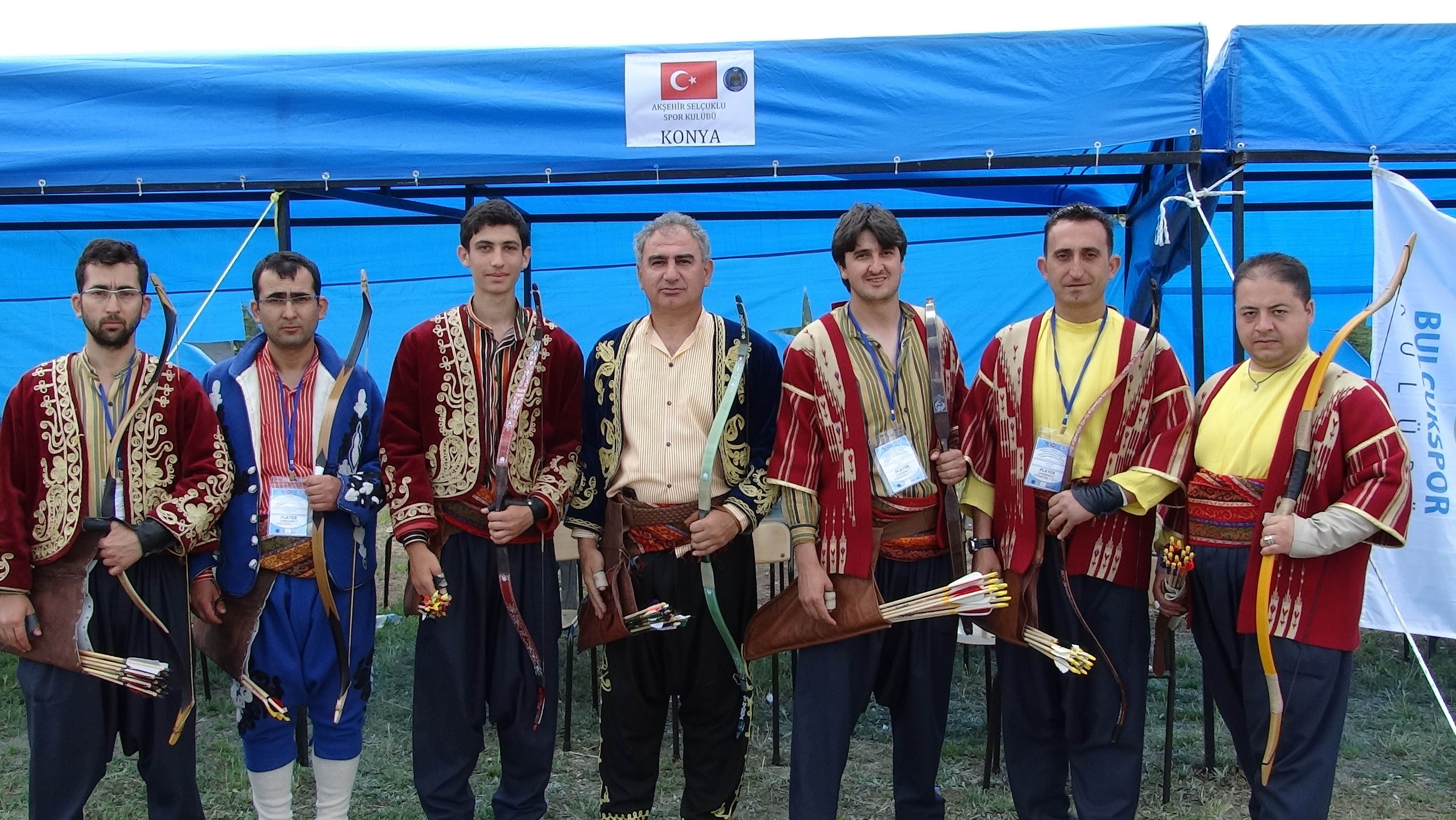 Akşehirli okçulardan büyük başarı