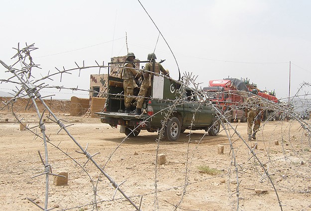 Pakistanda Taliban operasyon: 47 ölü