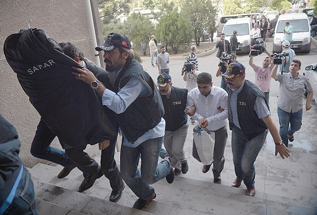 Savcının yeniden tutuklama talebi kabul edildi